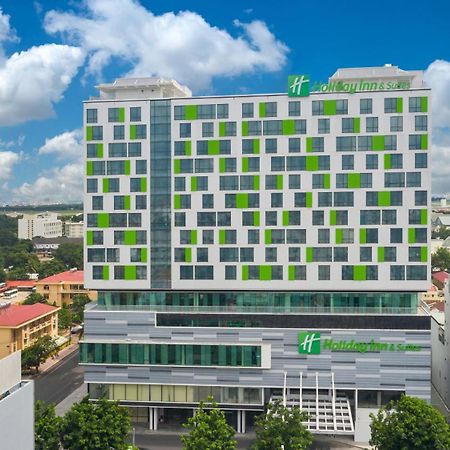 Holiday Inn & Suites Saigon Airport By Ihg Хошимин Екстериор снимка