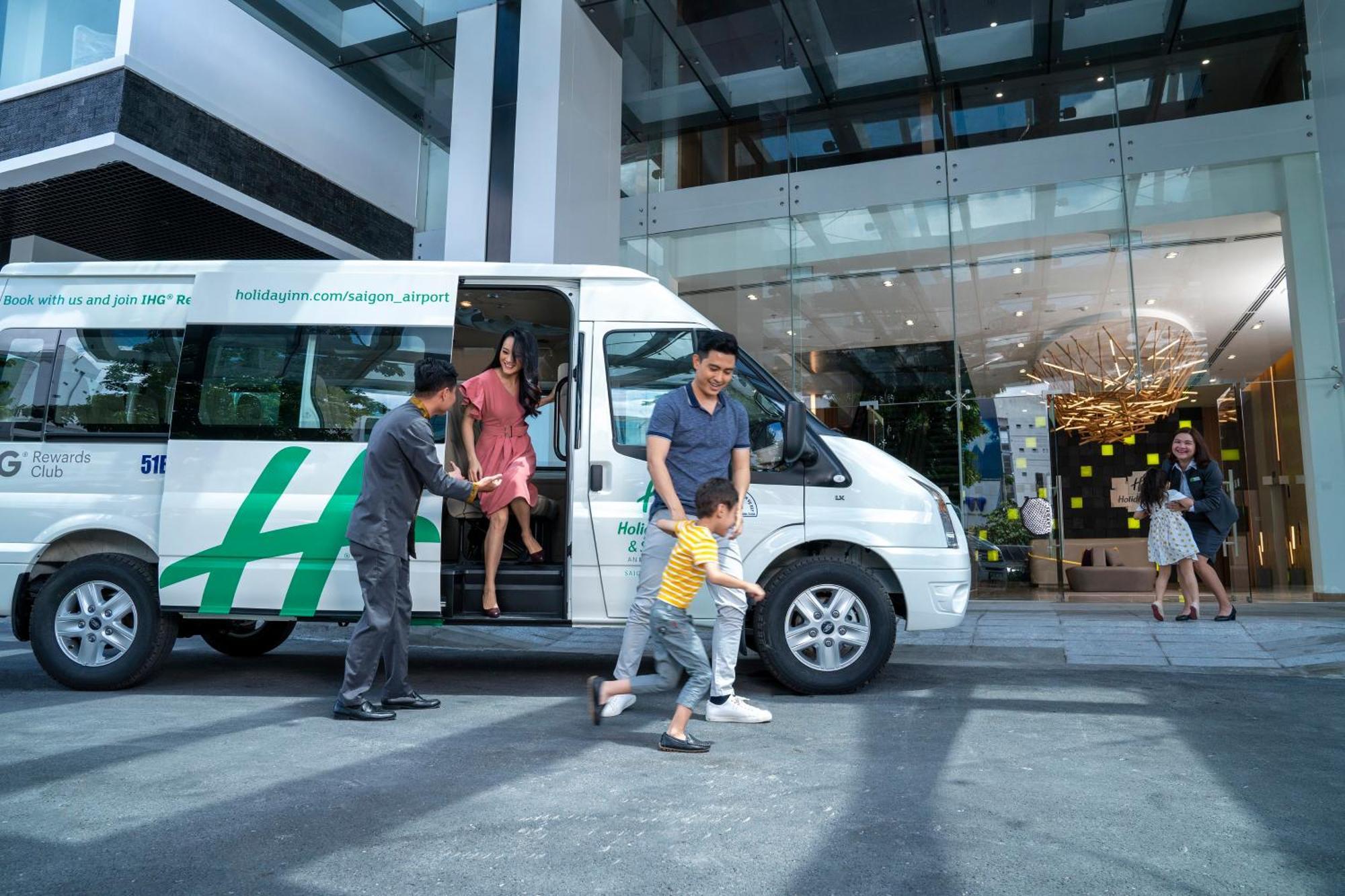 Holiday Inn & Suites Saigon Airport By Ihg Хошимин Екстериор снимка
